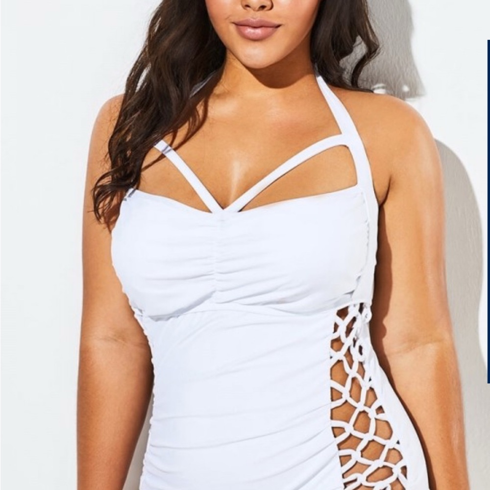 White Hollow Out Underwire One Piece Swimsuit
